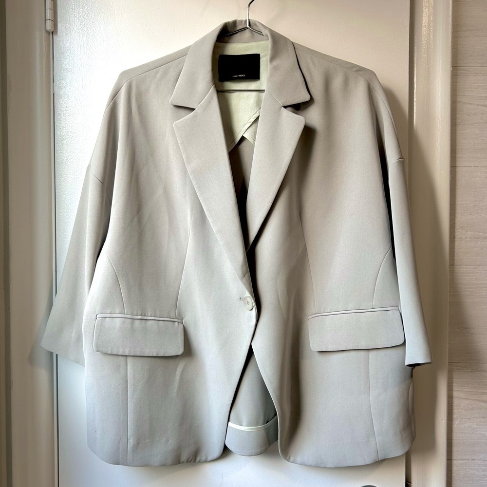 Mali Studios Crepe Blazer Pale Sage Green